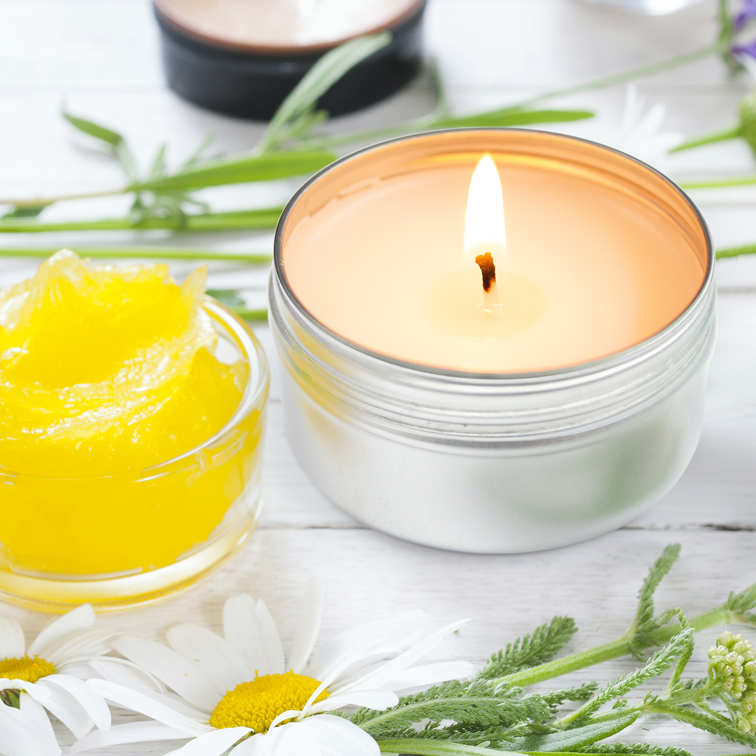 Citronella Candle Features